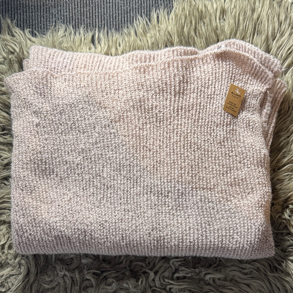 Large Aldo Soft Cream Knit Wrap - with tag